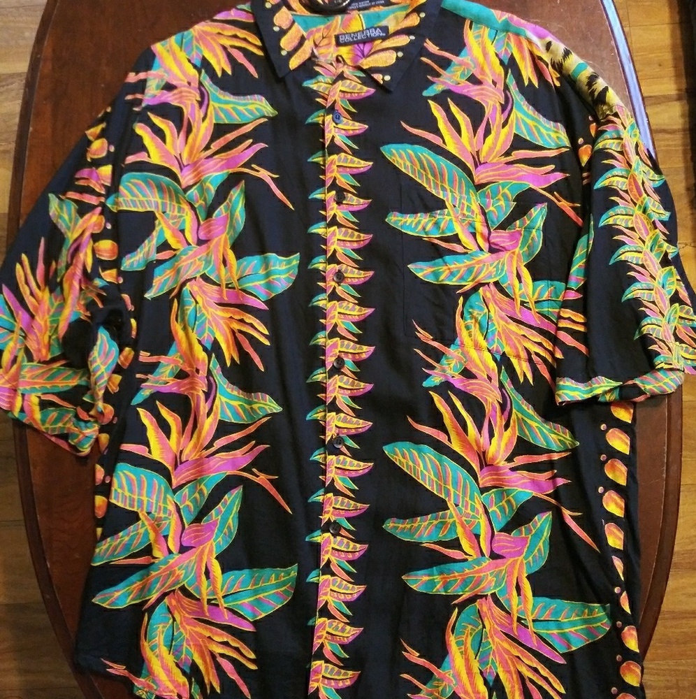 Generra Collection Short Sleeve Button Down Shirt